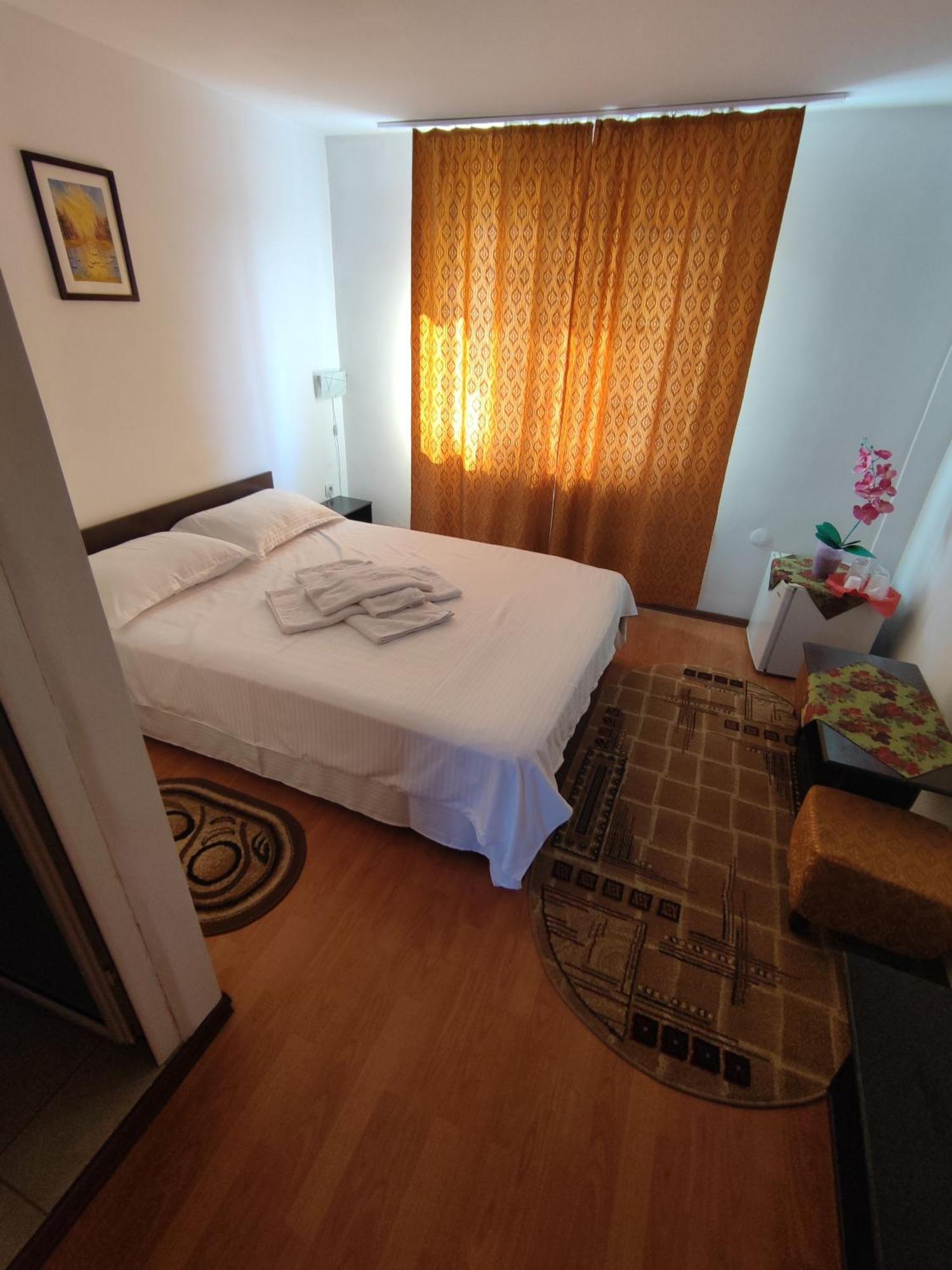 Camere de inchiriat EDELWEISS Dumbrava Roşie Esterno foto