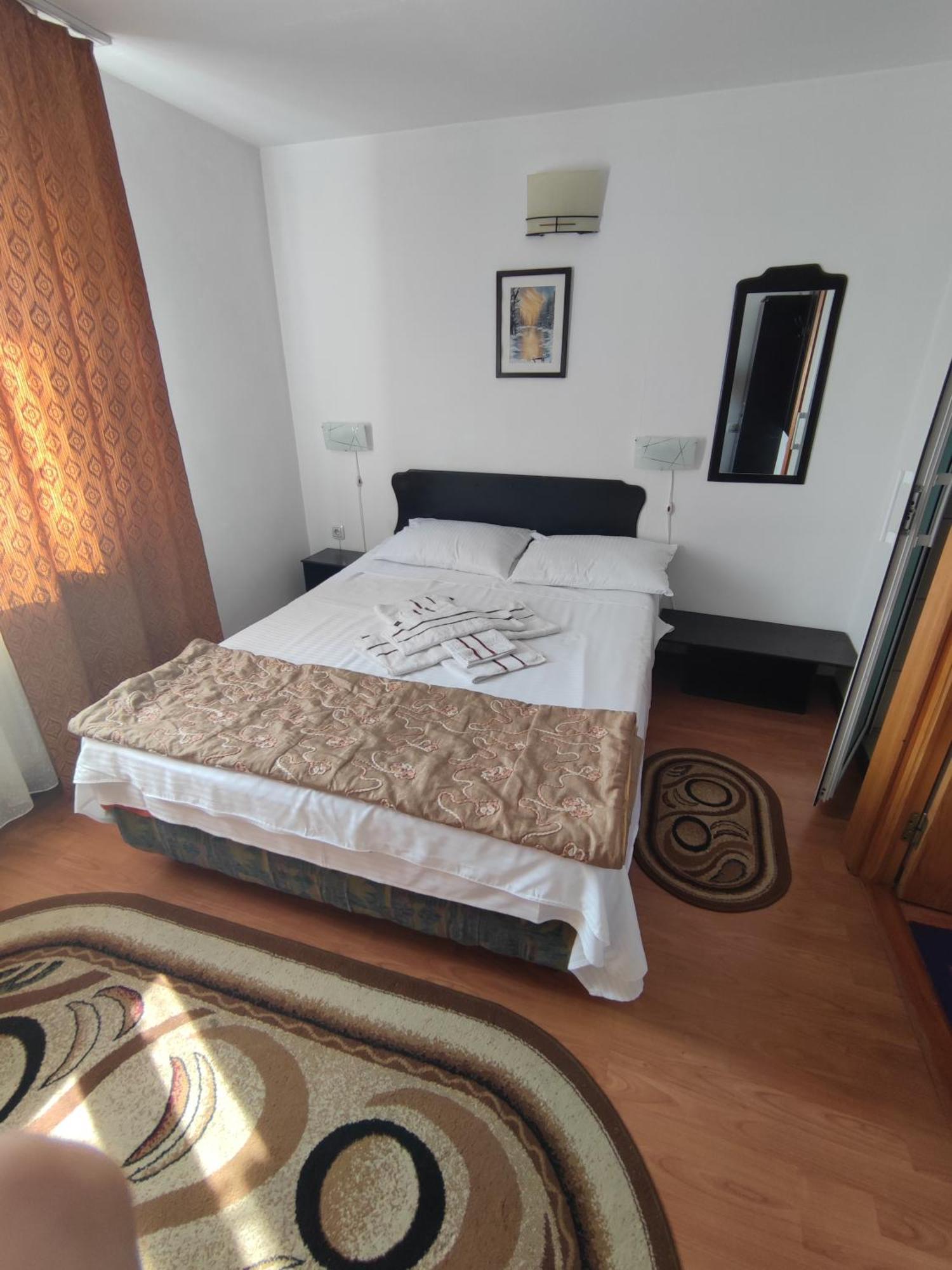 Camere de inchiriat EDELWEISS Dumbrava Roşie Esterno foto