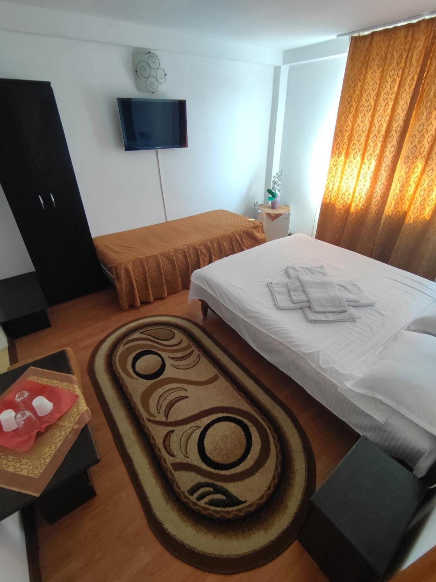 Camere de inchiriat EDELWEISS Dumbrava Roşie Esterno foto